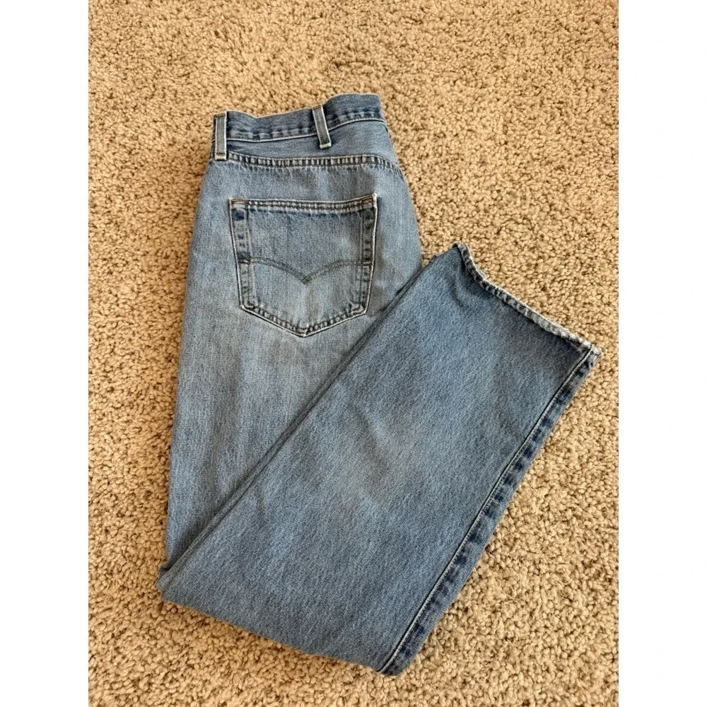 Vintage 96’Levi Light Wash Button Fly Mens Size 36 Waist 32 Inseam